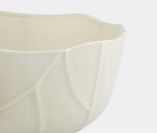 Bordallo Pinheiro 'Cloudy Butterflies' salad bowl, light blue MULTICOLOUR BOPI22CLO912MUL