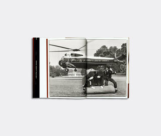 Taschen 'Annie Leibovitz' MULTICOLOUR TASC22ANN186MUL