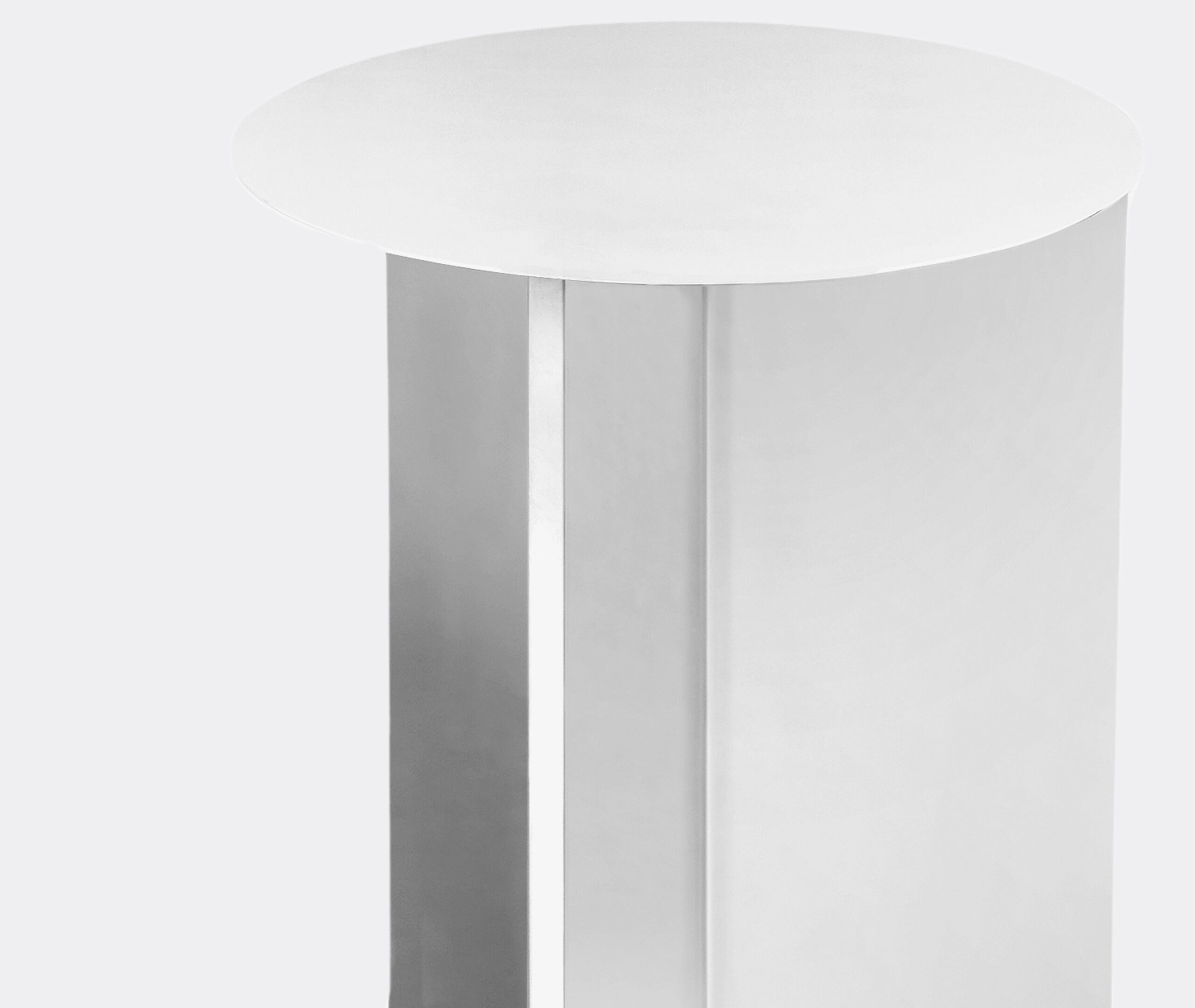 Slit' round table, high, white by Hay | Tables And Consoles