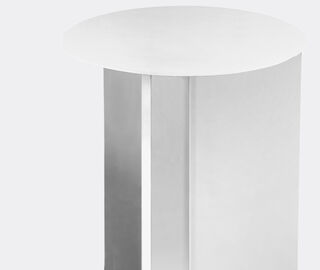 Hay 'Slit' round table, high, white WHITE HAY122SLI931WHI