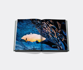 Assouline 'Iceland Epic' BLACK ASSO25ICE471BLK
