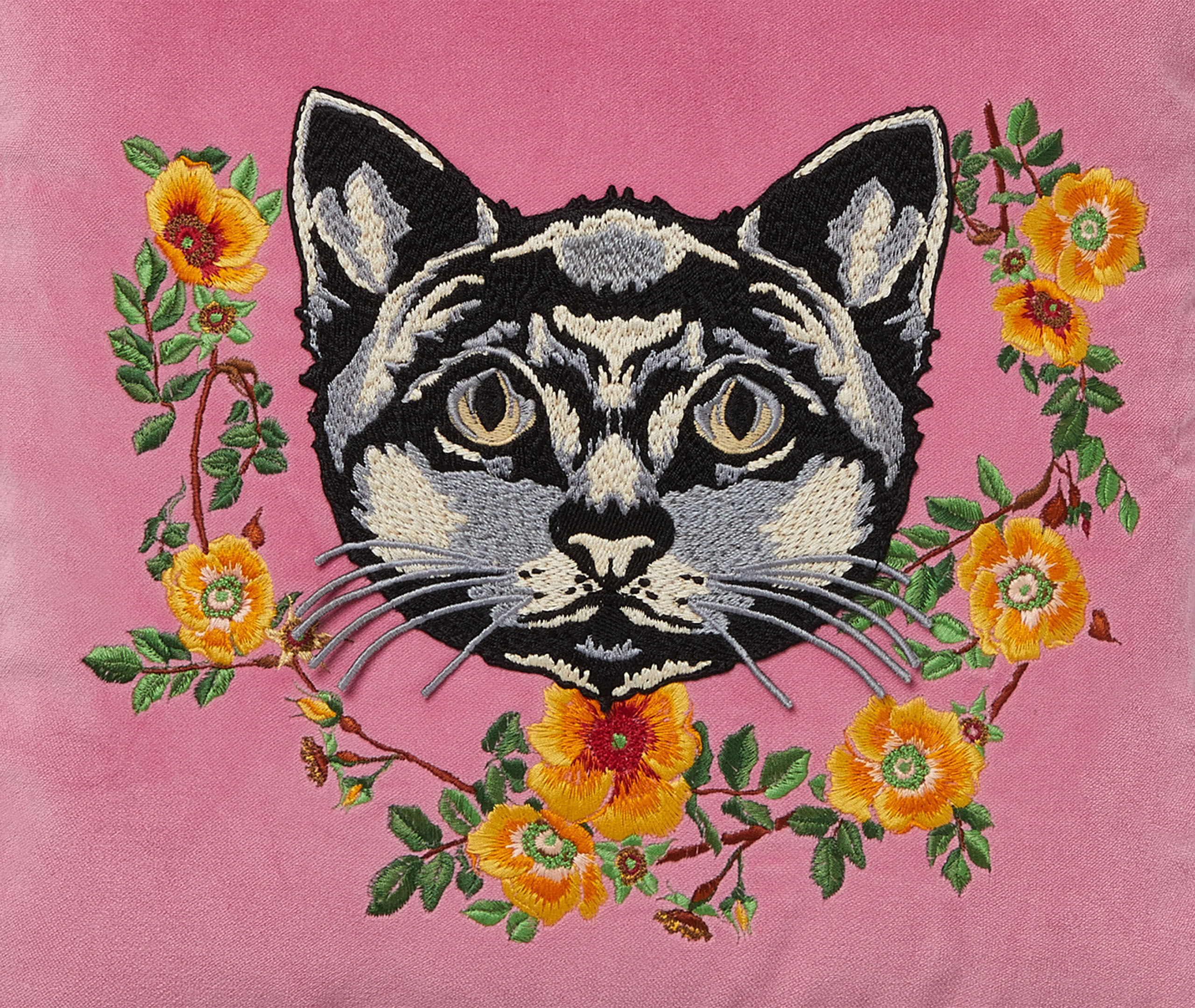 Cat' velvet cushion by Gucci | Cushions | FRANKBROS