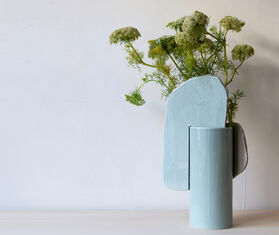 Vitra 'Feuille' Vase D&eacute;coupage Light blue VITR20VAS145BLU