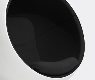 Eero Aarnio Originals 'Ball Chair', black Tonus BLACK EEAA19BAL374BLK