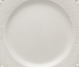 Bordallo Pinheiro &#39;Fantasia&#39; dinner plate, set of four, ivory IVORY BOPI23FAN673WHI