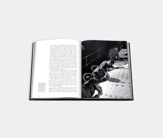 Assouline 'Jewelry Guide : The Ultimate Compendium' BLACK ASSO22JEW411BLK