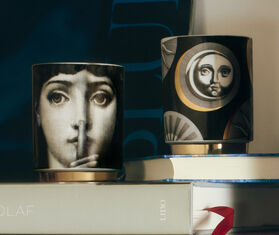 Fornasetti &#39;Silenzio&#39; candle, Teme e Variazione decor GOLD FORN25SCE535MUL