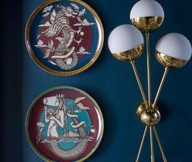 La DoubleJ &#39;The Dragon&#39; decorative plate, midnight blue BLUE LADJ25DEC885MUL