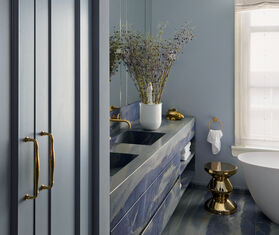 POLSPOTTEN &#39;Zig Zag&#39; stool, gold GOLD POLS25ZIG697GOL