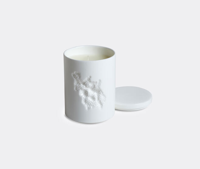 1882 Ltd 'Dissolve' candle WHITE 188221DIS163WHI