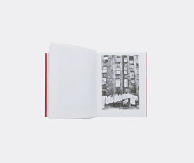 Humboldt Books Glasgow 1969, by Gabriele Basilico RED HUBO17GLA309RED