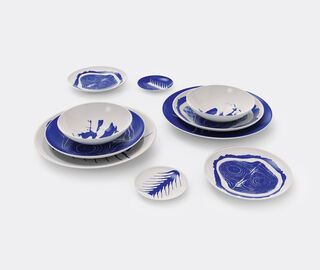 Cassina 'Le Monde de Charlotte Perriand Ar&ecirc;te' flat plate, set of two MULTICOLOUR CASS21SET170BLU