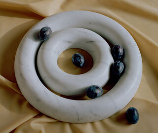 Bloc studios 'Marmo Donuts', large, white WHITE BLOC22MAR822WHI