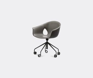 Poltrona Frau 'Ginger Ale' chair, five-spokes base with castors MULTICOLOUR POFR20GIN116GRY