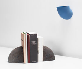 Valerie_objects 'Brick' bookend, black BLACK VAOB19BRI625BLK