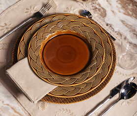 House of Capricorn 'Vime' dinner plate, brown BROWN HOCA26VIM588BRW