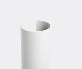 House of Today 'Ikebana' vase, off-white IVORY HOTO18IKE262WHI
