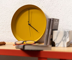 Atipico 'Dish' wall clock, yellow MULTICOLOUR ATIP20DIS137YEL
