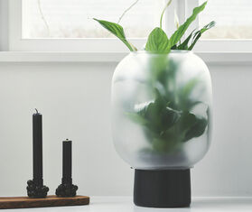 Gejst &lsquo;Nebl&rsquo; flowerpot, black BLACK GEJS23NEB251BLK