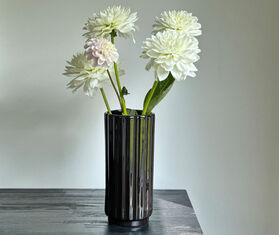 XLBoom &#39;Ikon&#39; vase, green GREEN XLBO23IKO618GRN