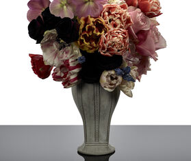 Serax &#39;Josephine&#39; vase, gray GREY SERA25VAS686GRY