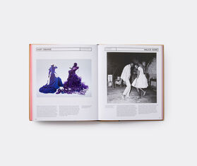 Phaidon 'African Artists' GREEN PHAI22AFR431GRN