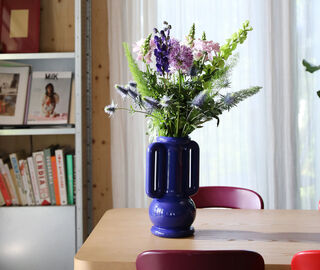 &amp;k Amsterdam 'Amfora' vase, dark blue BLUE AMST26VAS249BLU