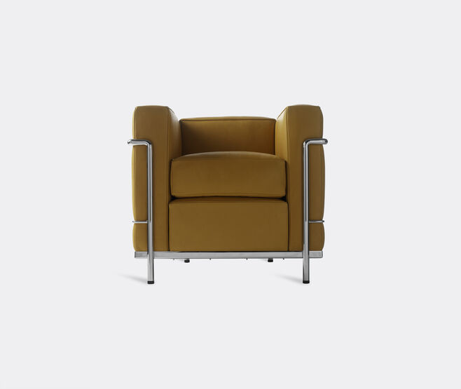 Cassina '2 Fauteuil Grand Confort' petit mod&egrave;le padded armchair, natural leather BEIGE CASS21PAD435BEI