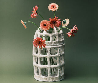 Serax 'Rosie' pique fleurs vase, natural white WHITE SERA25PIQ992WHI