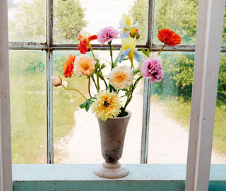 Flowerism&nbsp;Studio 'Blue Iris and Orange Rose Mix' bouquet, set of twelve, multicolor MULTICOLOUR FLOW26MIX258MUL