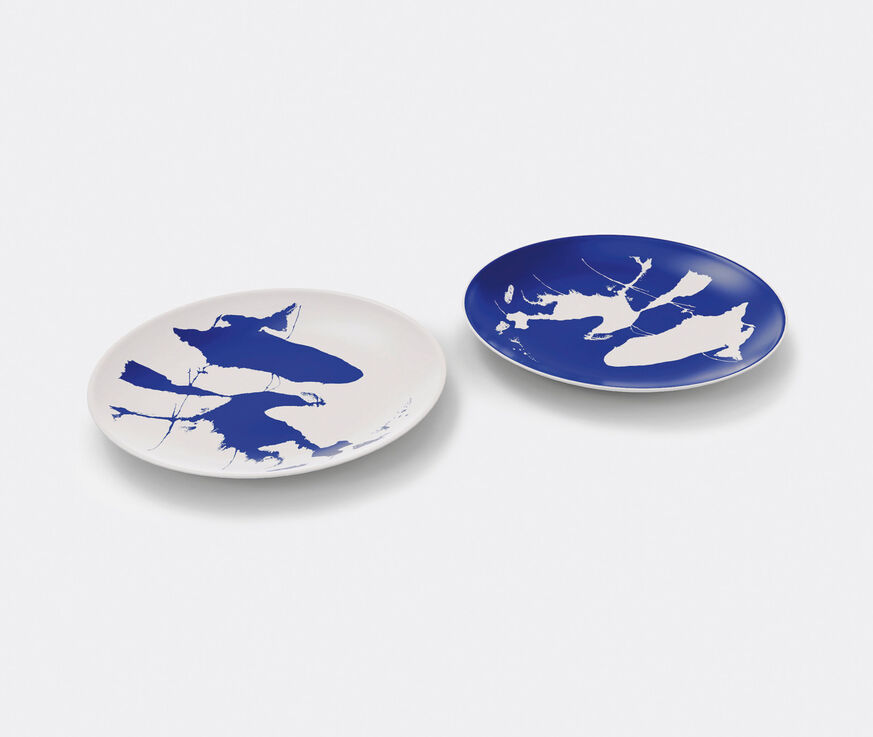 Cassina 'Le Monde de Charlotte Perriand, Neige', placeholder plates, set of two White and blue CASS21SET163BLU