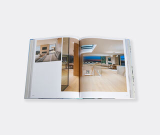 Rizzoli International&nbsp;Publications 'Contemporary Living By McClean Design' MULTICOLOUR RIZZ25CON486MUL
