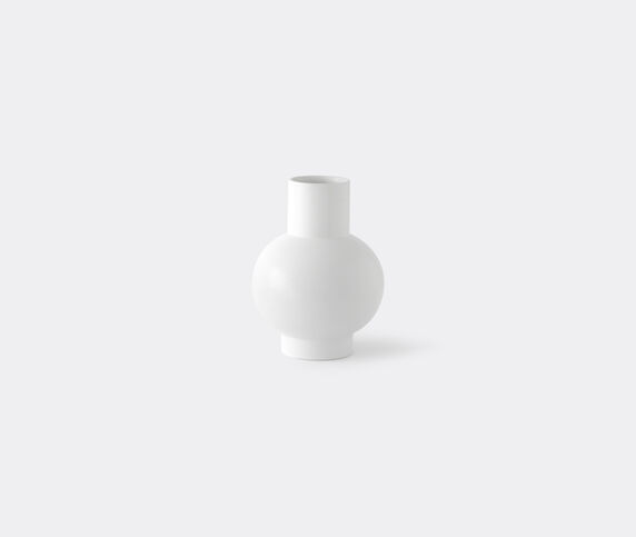 Raawii 'Strøm' vase, small Vaporous gray RAAW19SMA263GRY