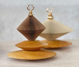 By Gabs 'Pi&atilde;o' sculpture, brown BROWN GABS24PIA868BRW