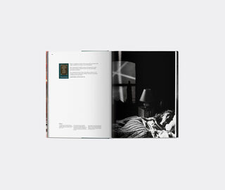 Taschen 'London: Portrait of a City' MULTICOLOUR TASC22LON771MUL