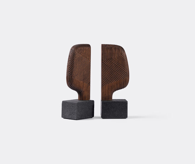 Zanat 'Moai' bookend, walnut oil IVORY ZANA26MOA633BRW