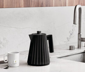 Alessi 'Pliss&eacute;' electric kettle, black, EU plug BLACK ALES19ELE577BLK
