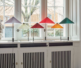 Hay 'Matin' table lamp, large, EU/UK plug RED HAY120MAT174RED