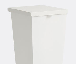 Hay 'Loop' bin, large, white WHITE HAY125LOO246WHI