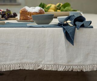 Once Milano Tablecloth with fringes, medium, cream IVORY ONMI23TAB429WHI