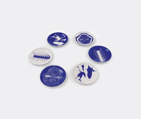 Cassina &#39;Le Monde de Charlotte Perriand, Tronc&#39;, flat plates, set of two MULTICOLOUR CASS21SET187BLU