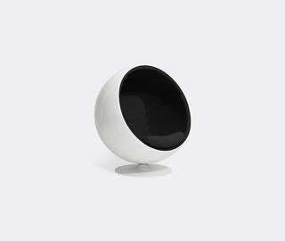 Eero Aarnio Originals 'Ball Chair', black Hallingdal BLACK EEAA19BAL299BLK