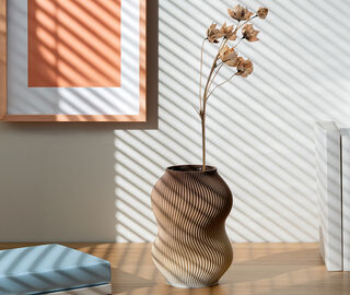 Sheyn 'Vellen 16' vase, macchiato BEIGE SHEY26VEL138BEI
