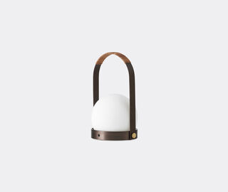 Audo Copenhagen 'Carrie' table lamp BRASS MENU21CAR813BRA