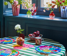 Lisa Corti 'Jungle Parrot' mug, red RED LICO26JUN991RED