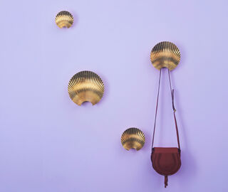 AYTM 'Concha' decorative hook, large, gold GOLD AYTM26CON269GOL