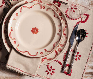 House of Capricorn 'Viana' dinner plate, set of two, red RED HOCA26VIA551RED