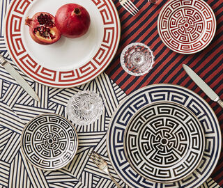 Ginori 1735 'Labirinto' charger plate, black BLACK RIGI20LAB010BLK