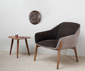 Nomon 'Bari' clock WALNUT NOMO21BAR586BRW