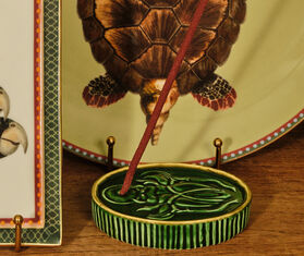 La DoubleJ 'Scarab' incense holder, forest green MULTICOLOR LADJ26OVA582MUL